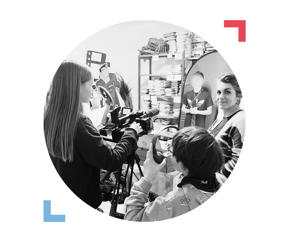 Le Vlipp, média vidéo associatif à Nantes, en train d'animer des ateliers d'éducation aux médias